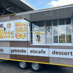 2011 FABRYKA B3500 Food Trailer